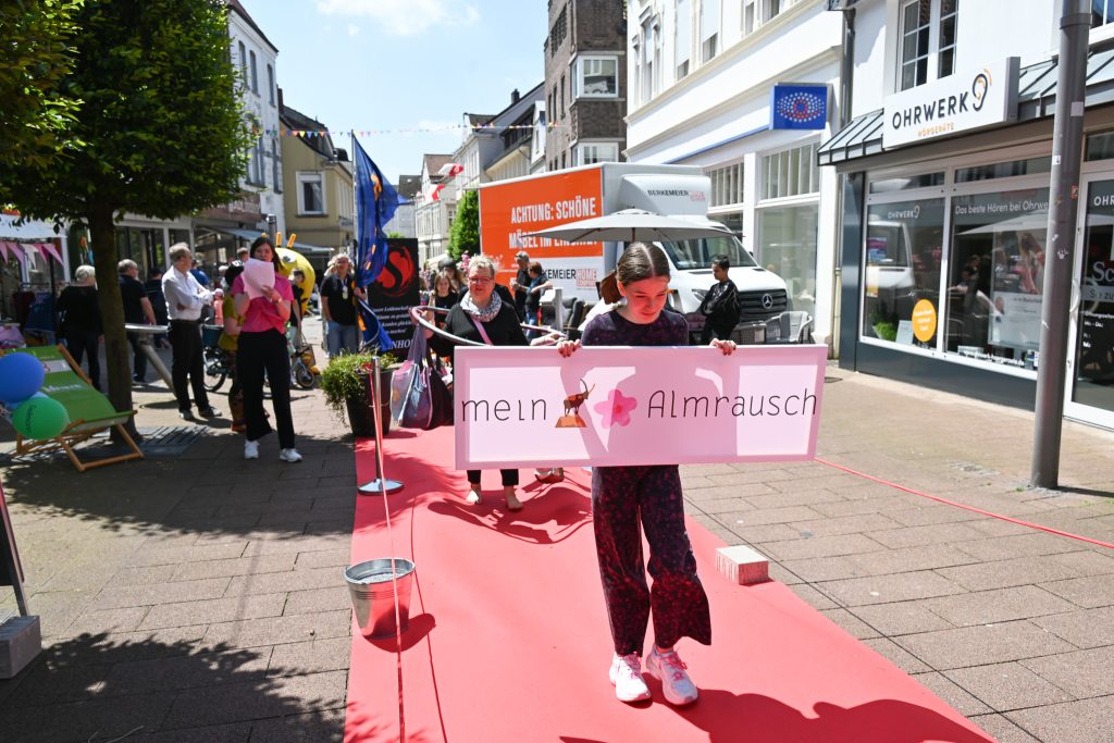 City.Walk 2024 – Foto 211