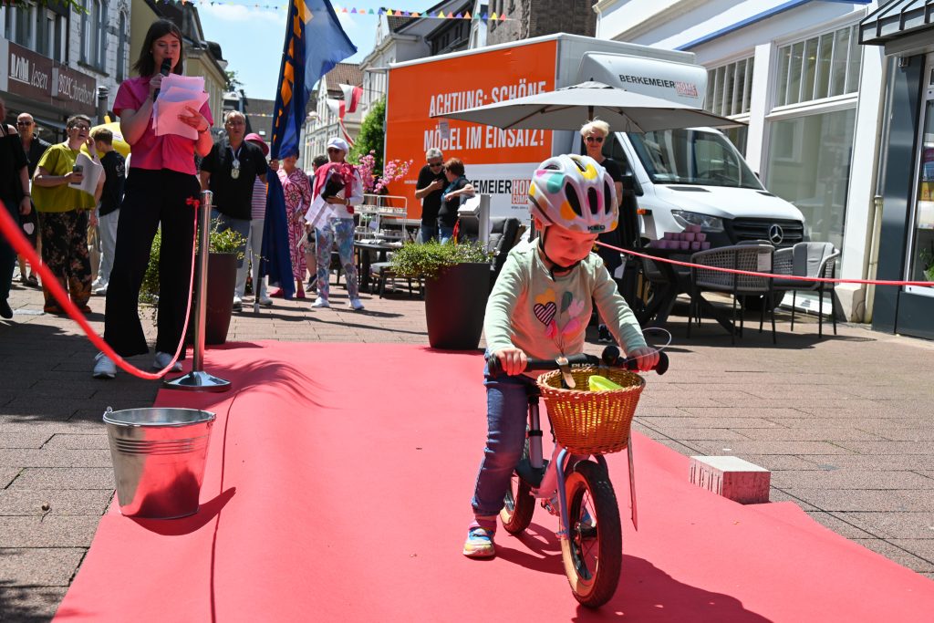 City.Walk 2024 – Foto 198